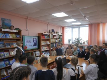 К Михалкову в гости вместе с учениками школы №24